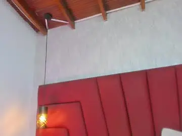 Maya_curvy_  live sex cam