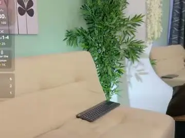 Paola_reyes1  live sex cam