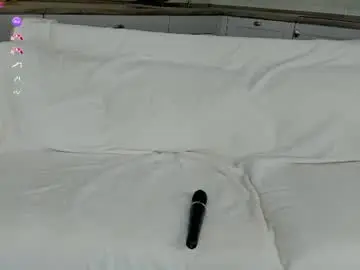 Uwu_flower  live sex cam