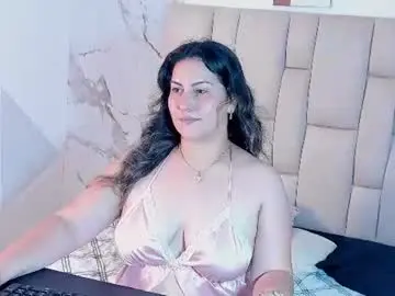 Valerie_luxe  live sex cam