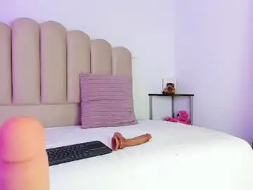 Valey_x  live sex cam