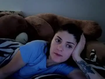 _just_a_simple_girl  live sex cam