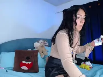 Aschly_moon  live sex cam