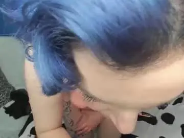 Cutemetalgoddess  live sex cam