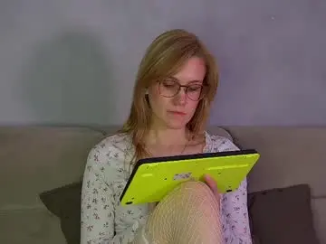 Gracehudsons  live sex cam