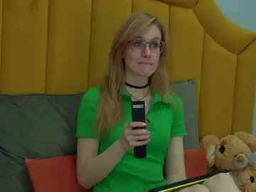 Gracehudsons  live sex cam