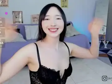 Ivy_love33  live sex cam