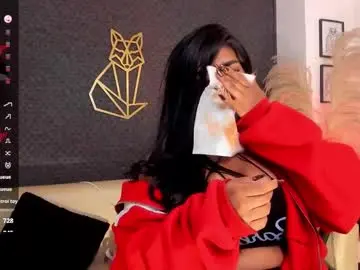 Katia_es  live sex cam