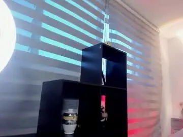 Lizzybrooks_  live sex cam