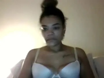 Mixedbitch94  live sex cam