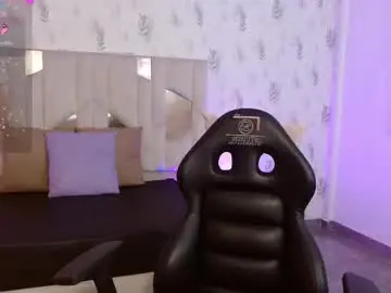 Naya_tay1  live sex cam