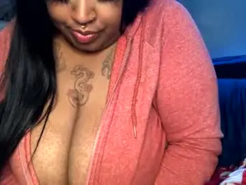 Savagesquirtz  live sex cam