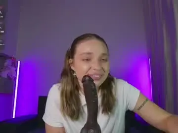Viollasinzz  live sex cam