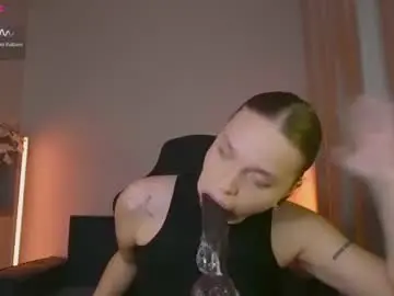 Viollasinzz  live sex cam