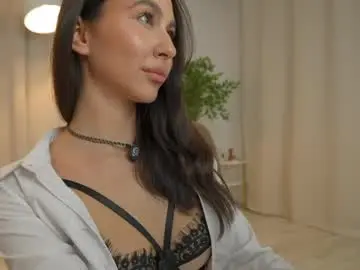 Yessasha1  live sex cam