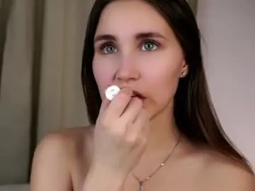 Zeldaes  live sex cam