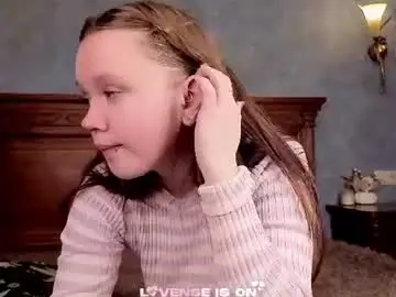 Zeldaes  live sex cam