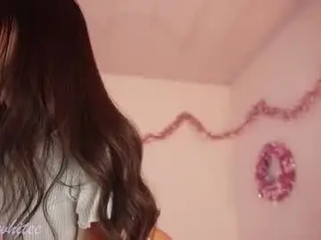 Aby_whitee  live sex cam