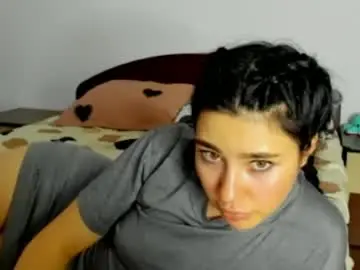 Ayra_cassie  live sex cam
