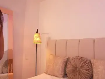 Elizabetharo  live sex cam