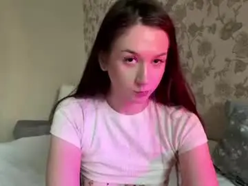 Emilylovetokens  live sex cam