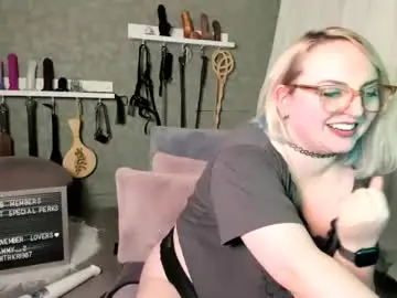 Evanharlowe  live sex cam