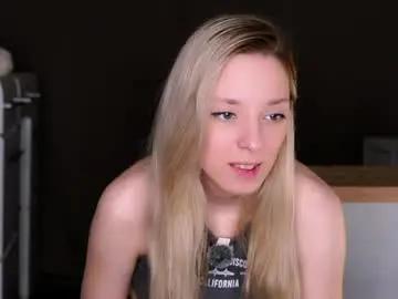 Gossip__girl  live sex cam