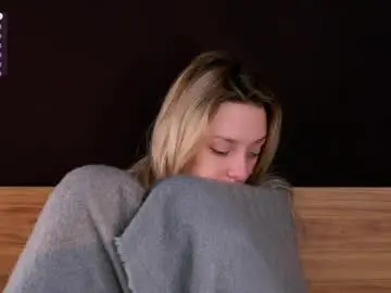 Gossip__girl  live sex cam