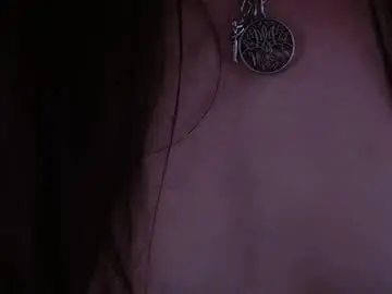 Ladychanelll  live sex cam