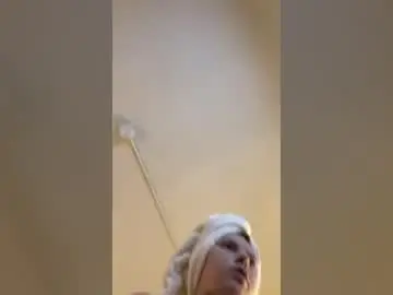 Livsopeachy  live sex cam