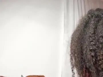 Maria_julyana  live sex cam