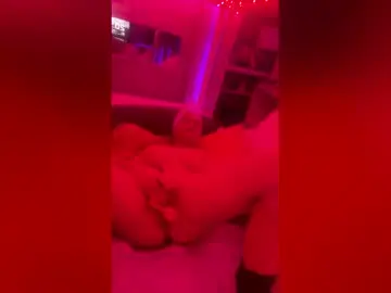 Mommypop1738  live sex cam