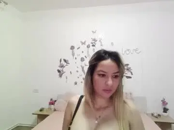 Sarrabloom  live sex cam