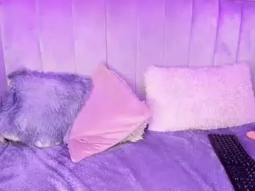 Seshat_hitt_  live sex cam