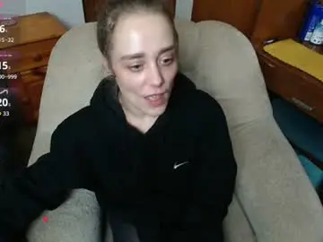 Sexxxycrystali  live sex cam