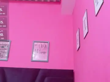 Sluttyandmature  live sex cam