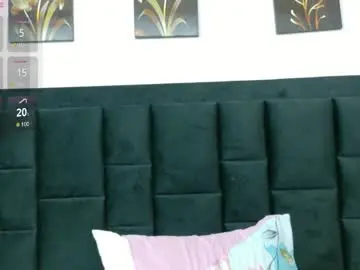 Sluttyandmature  live sex cam