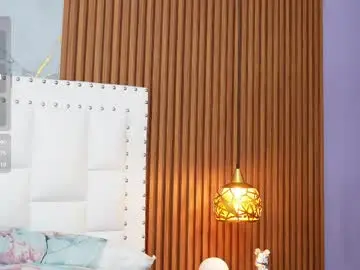 Sluttyandmature  live sex cam