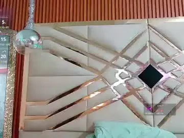 Sluttyandmature  live sex cam