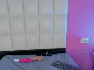 Alanna_hot3  live sex cam