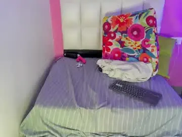 Alanna_hot3  live sex cam
