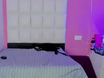 Alanna_hot3  live sex cam