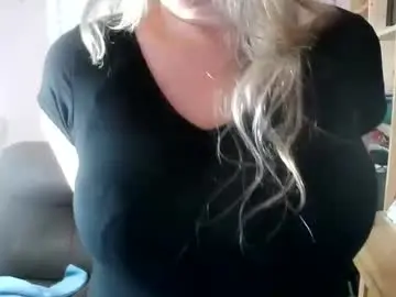 Chealsiek  live sex cam
