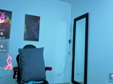 Daniela_xue  live sex cam