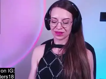 Larawinters  live sex cam