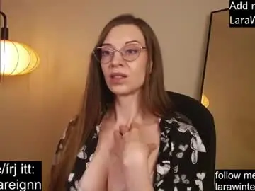 Larawinters  live sex cam