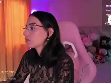 Lucianacarter  live sex cam