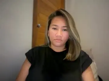 Lust_4_daze  live sex cam