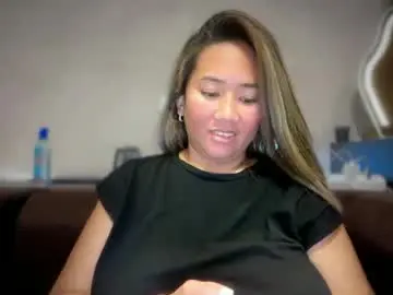 Lust_4_daze  live sex cam