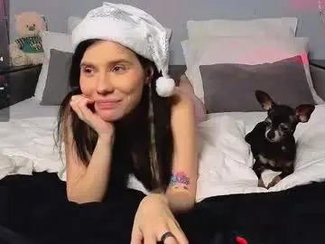 Mellhyees  live sex cam